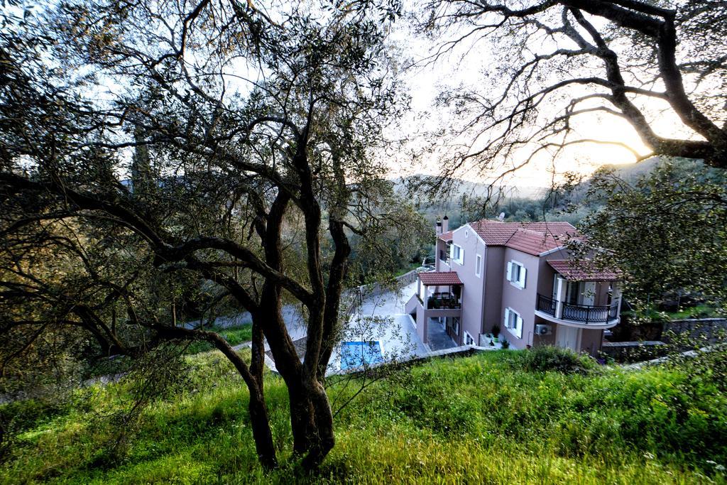Villa Natalia Kouramádes Exterior foto