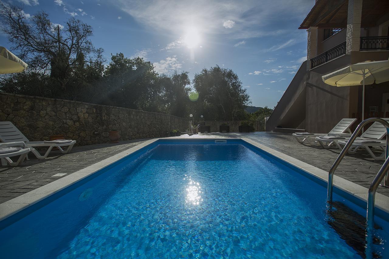 Villa Natalia Kouramádes Exterior foto